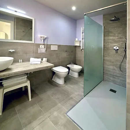 Отель Ondina Лидо-ди-Езоло