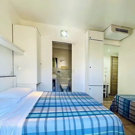 Отель Ondina Лидо-ди-Езоло